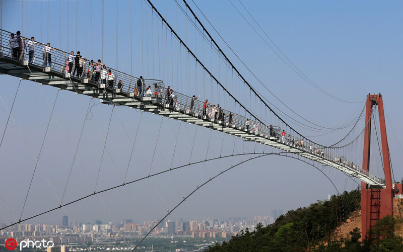 Breathtaking glass bridge in Wuxi
