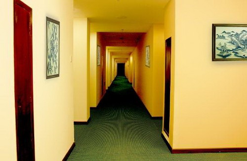 Blue and White Porcelain Hotel