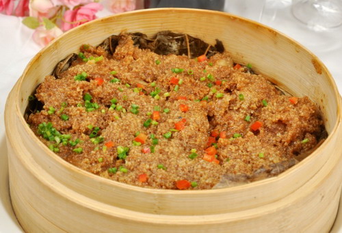 Steamed Pork with Glutinous Rice Flour