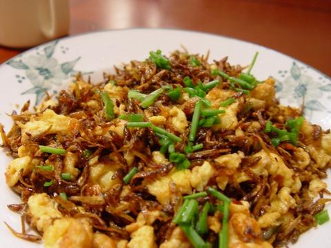 Quick-fried Lushan Fish with Egg