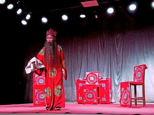 Guangchang Meng Opera entertains visiting journalists