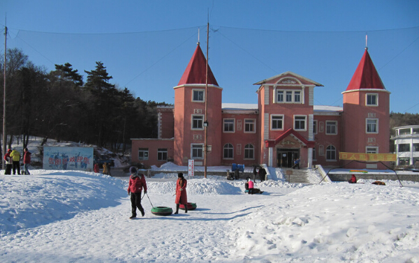 Beishan Ice-Snow Tourism World
