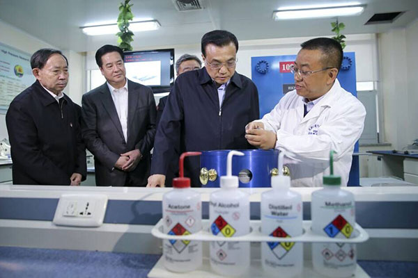Premier: nation's competitiveness relies on basic scientific research