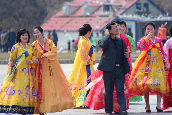 DPRK students celebrate Day of the Sun in Jilin