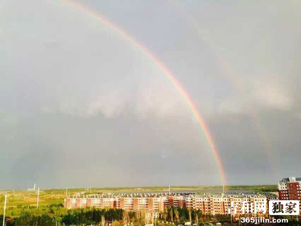 Double rainbow above Jilin sky