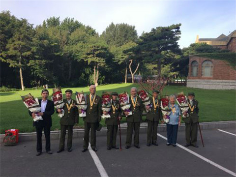 'Saluting Veteran' back home in Changchun from V-Day parade