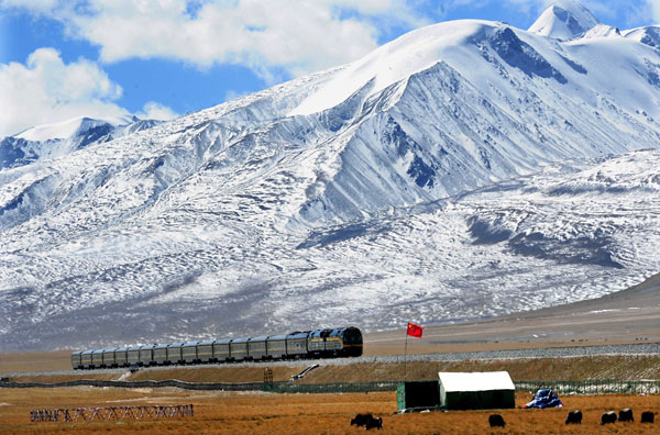 Beijing-Lhasa railway extends to Changchun