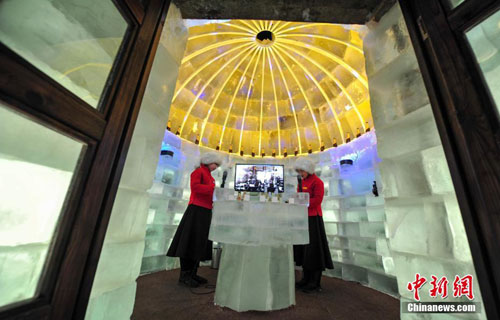 Shenyang hotel opens ice bars