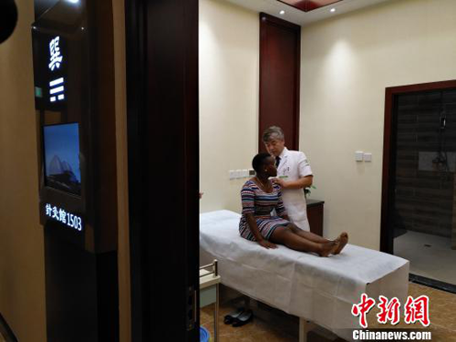Shenyang designates seven hospitals for foreign residents