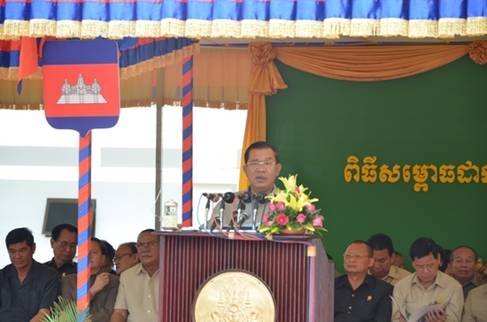 Cambodian Prime Minister Attends Operation Ceremony of Kirilo Station