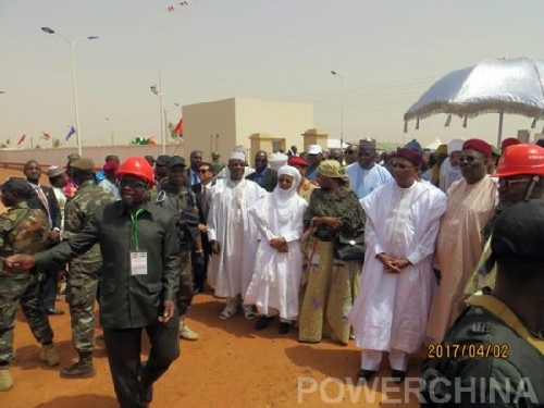 Nigerien president attends heavy oil power station completion ceremony