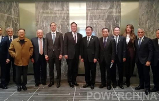 Chairman of POWERCHINA meets Panamanian president