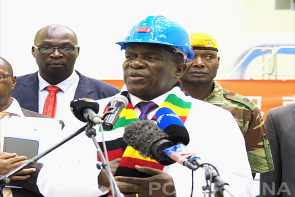 Zimbabwean President attends ceremony for power plant expansion