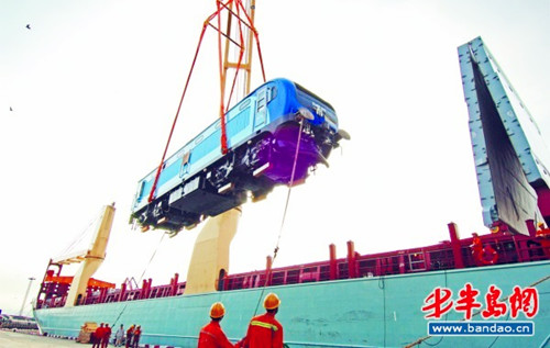 Qingdao exports trains to Sri Lanka