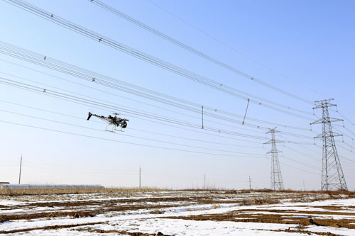 Unmanned helicopters guarantee power supply
