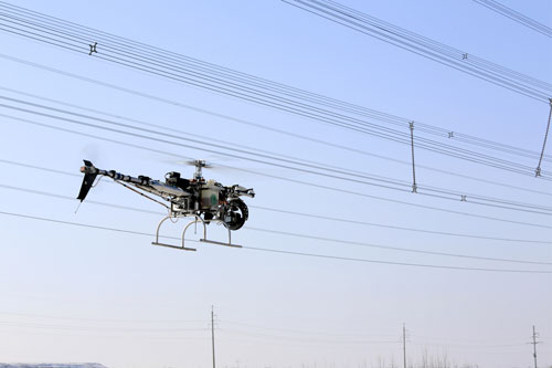 Unmanned helicopters guarantee power supply