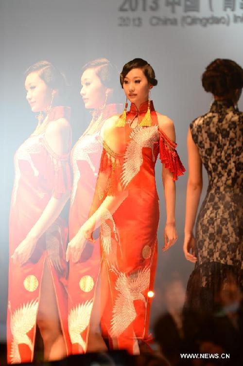 Gao Lixin's creations at Qingdao Fashion Week