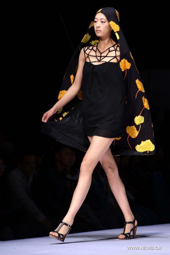 Highlights of Qingdao Int'l Fashion Week<BR>