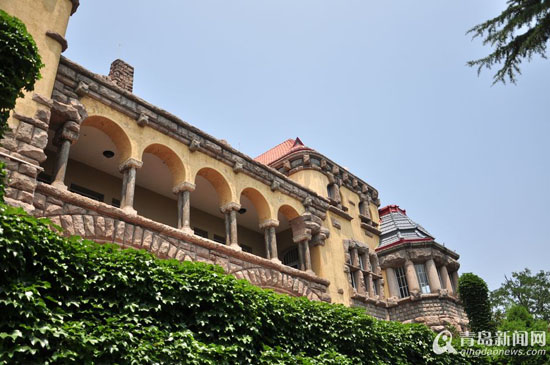 Jiaozhou Governor's Hall regains splendor after renovation