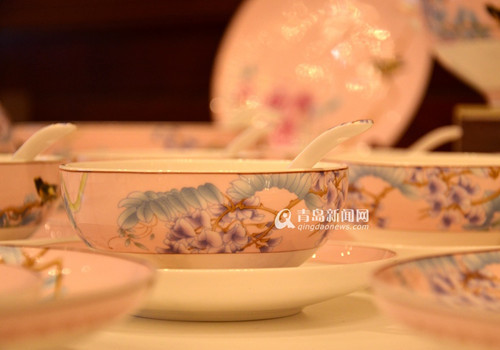 APEC ceramics go on display in Qingdao