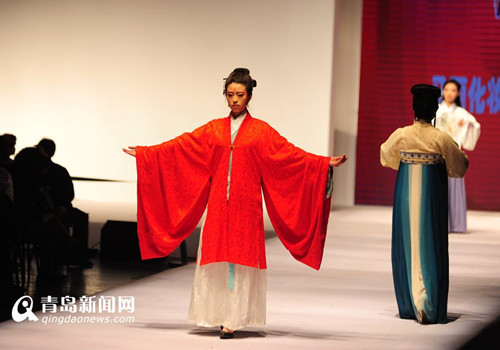 Qingdao International Fashion Week in full-swing