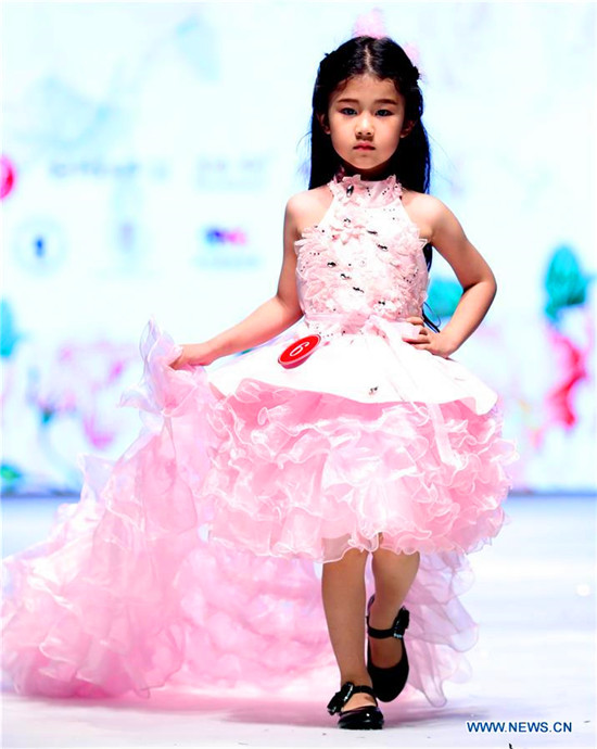 Children's model contest held in Qingdao