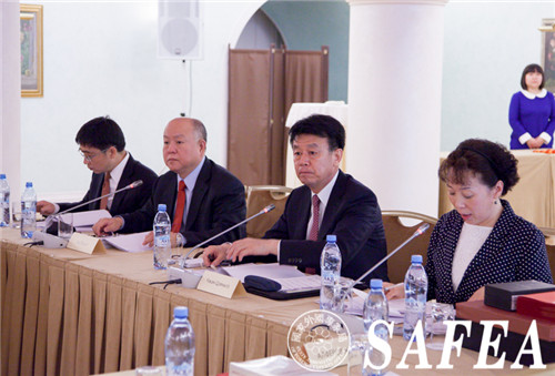 Zhang Jianguo visits Russia and the US