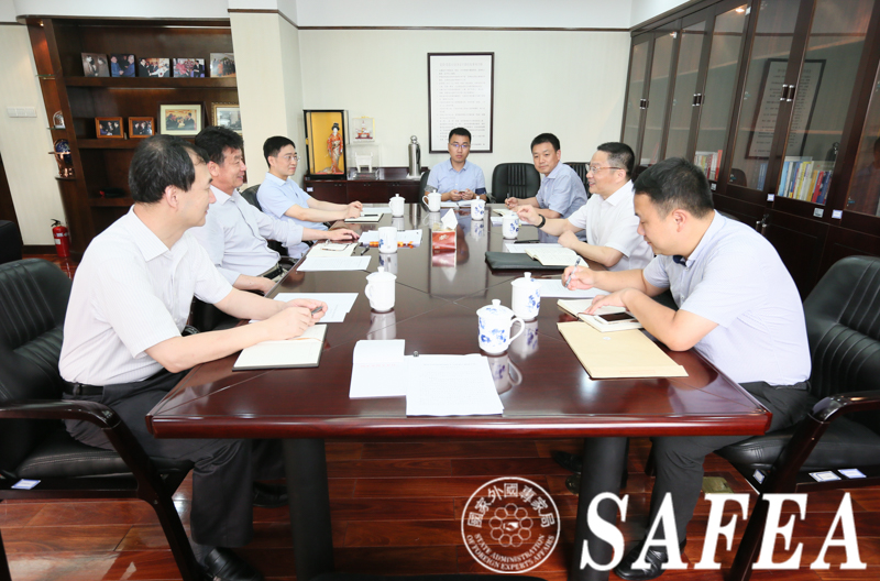 Zhang Jianguo meets with Zhejiang officials