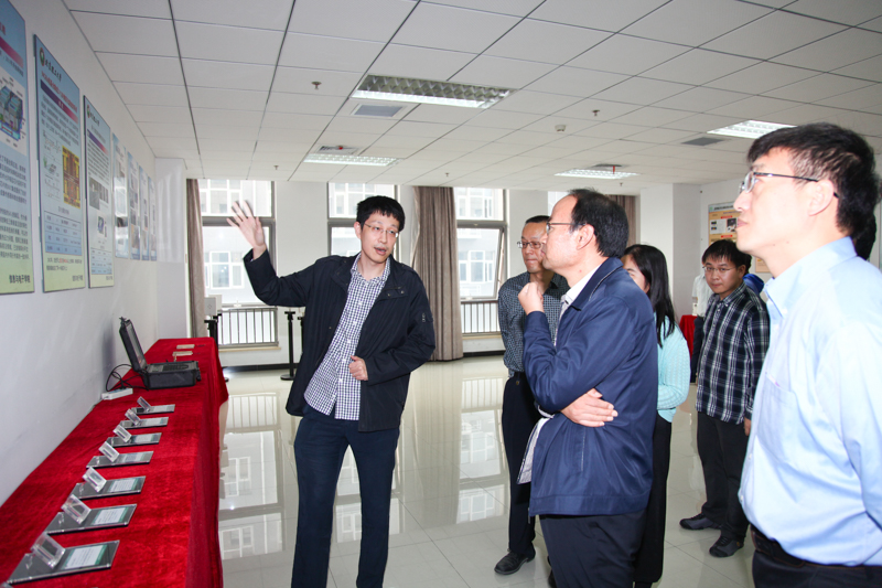 Zhou Changkui leads survey group to Tsinghua University and Beijing Institute of Technology