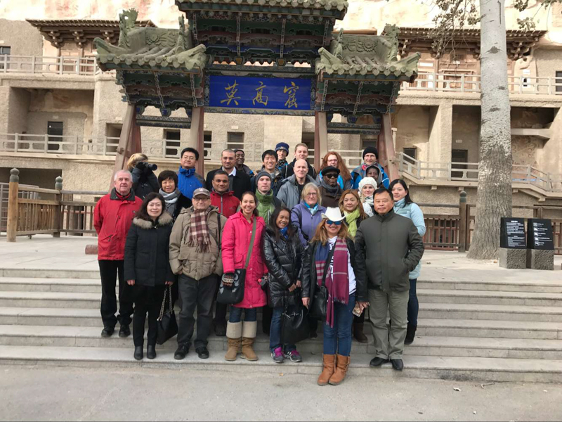 Foreign experts in Gansu visit Dunhuang