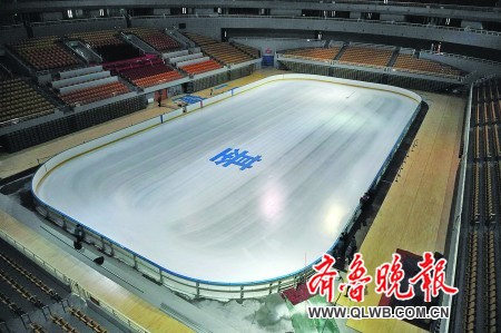 在济南奥体中心东荷体育馆