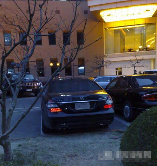 天上人间等夜总会明解禁 曾停泊在此的豪车盘