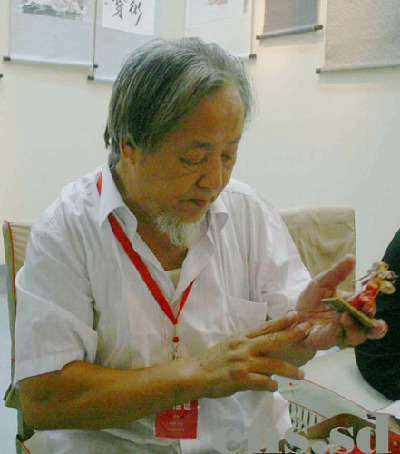 山东非遗传人何晓铮师徒面塑将申报吉尼斯纪录