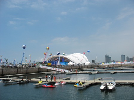 青岛市市长夏耕在开幕式上致辞说"海洋节已经成为传承海洋文化,增强