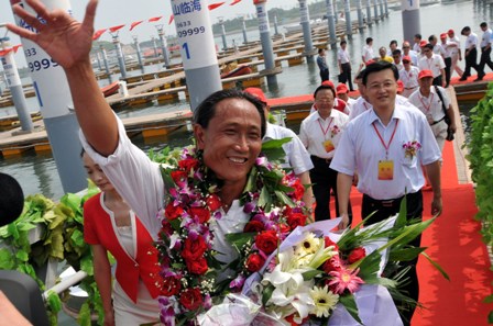 “日照”号归来--中国首次单人无动力帆船环球航海成功