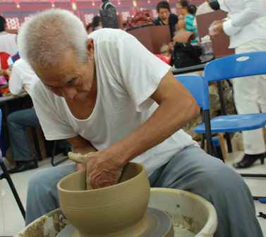 第九届中国(淄博)国际陶瓷博览会开幕
