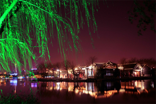 梦幻大明湖夜景