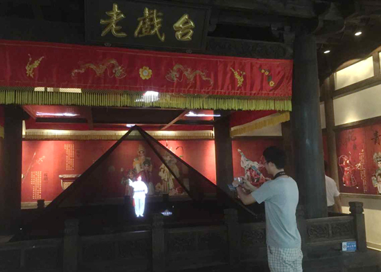 Dough figure artist at Zhongdu Folk Museum