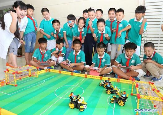 20 extra curriculums for students opened at E China's school