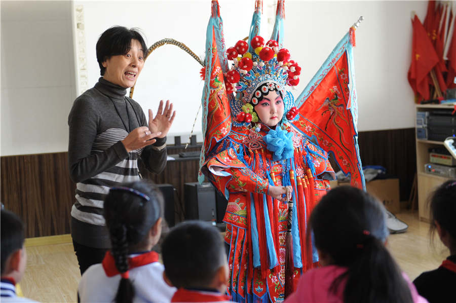 Peking Opera inherited in primary school