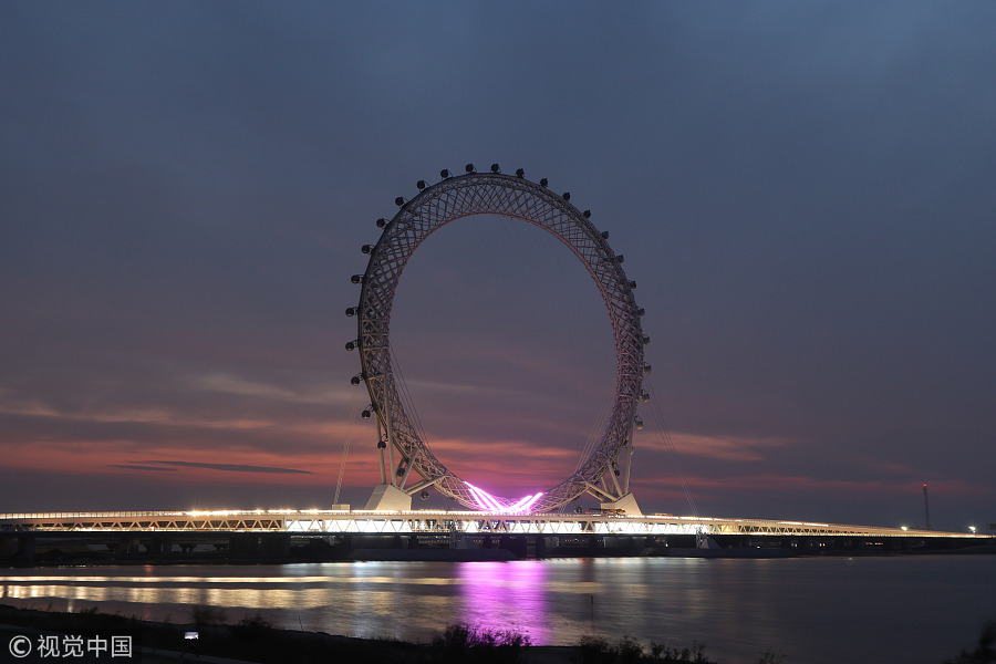 World's largest shaftless Ferris wheel built in Shandong, China