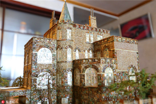 Man makes astounding shell sculptures of Qingdao buildings