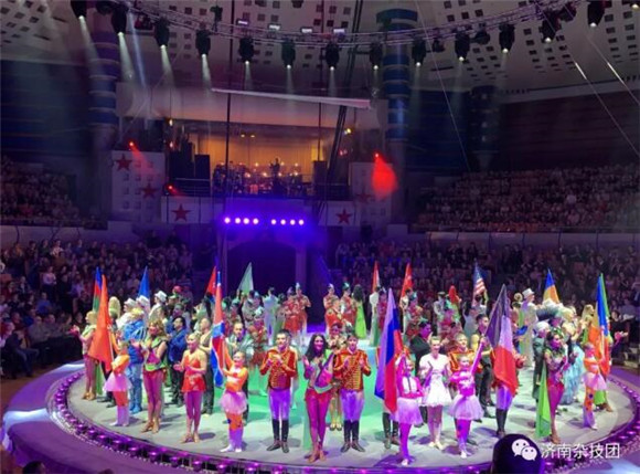 Jinan Acrobatic Troupe wins top award in Russia