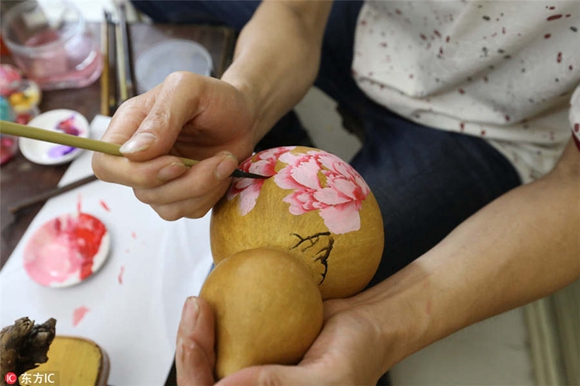 Painted gourds add color to Shandong