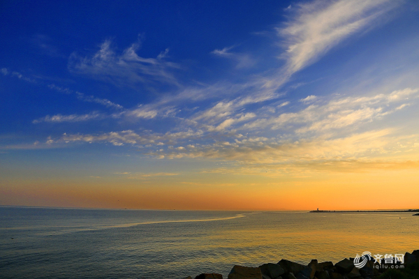 Stunning sunrises captured in Yantai