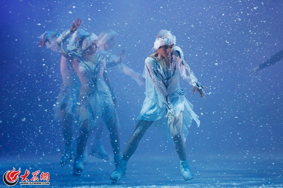 Swan Lake on Ice hits Jinan