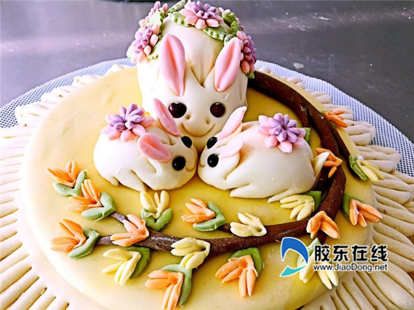 'Jiaodong bobo' shines at Yantai Food Exhibition