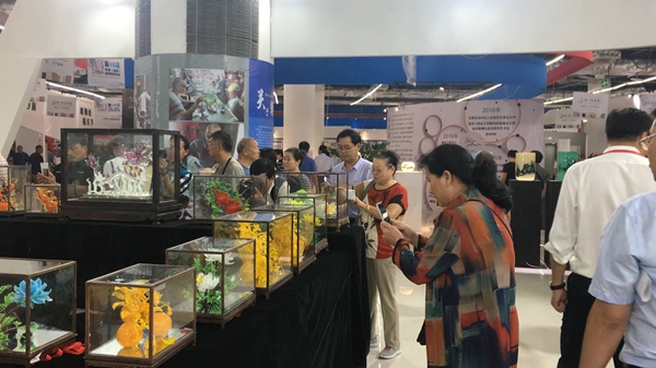 Zibo Intl Ceramics Expo opens