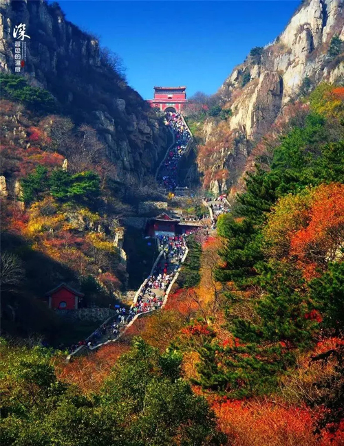 Tai'an sees tourist boom during National Day holiday