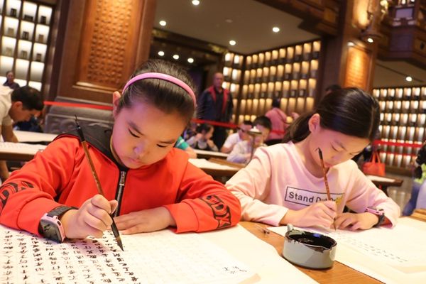 Shandong a hit with tourists during National Day holiday